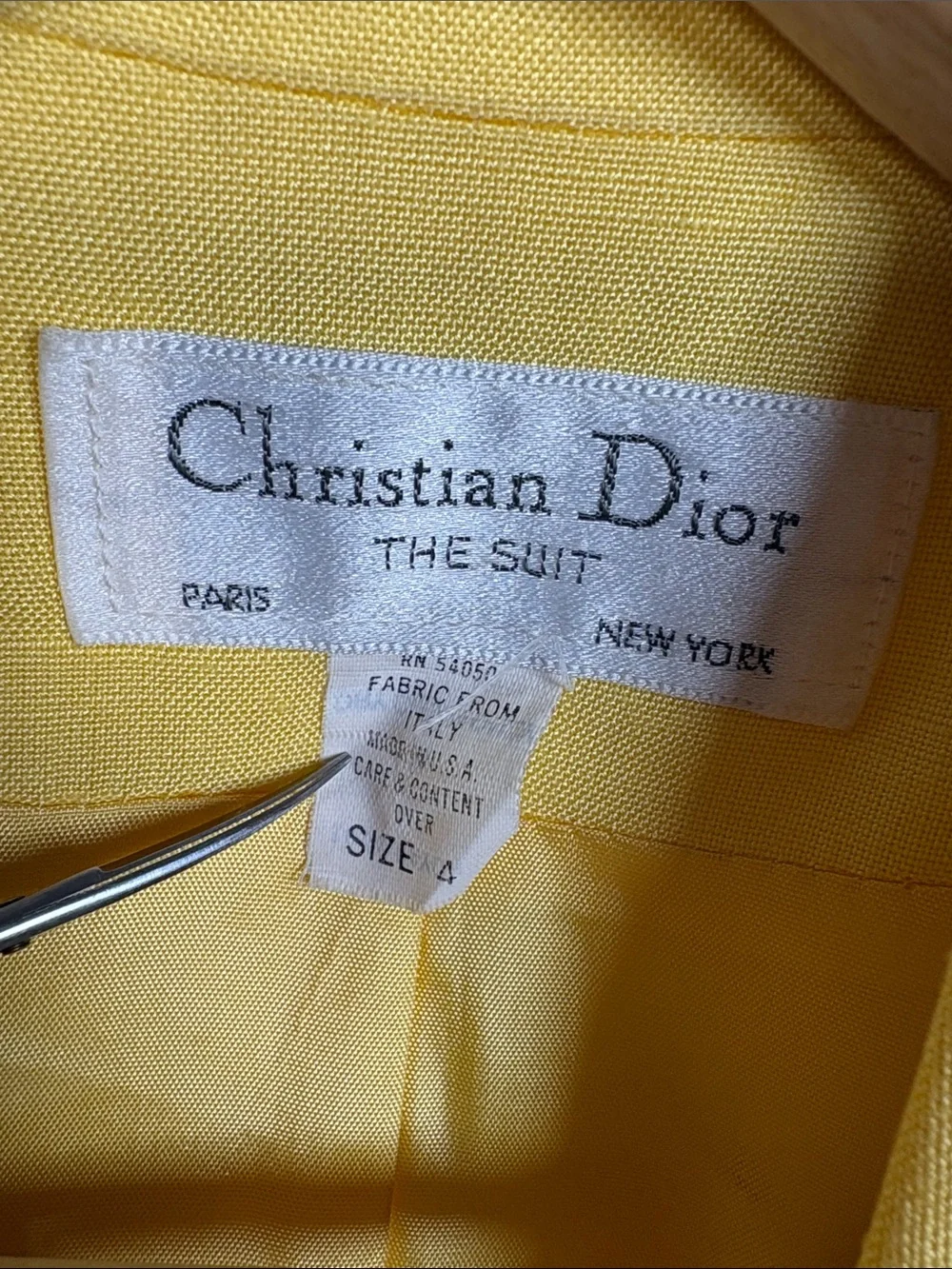 CHRISTIAN DIOR The Suit VTG Double Button Quiet Luxury Soft Yellow Blazer size 4